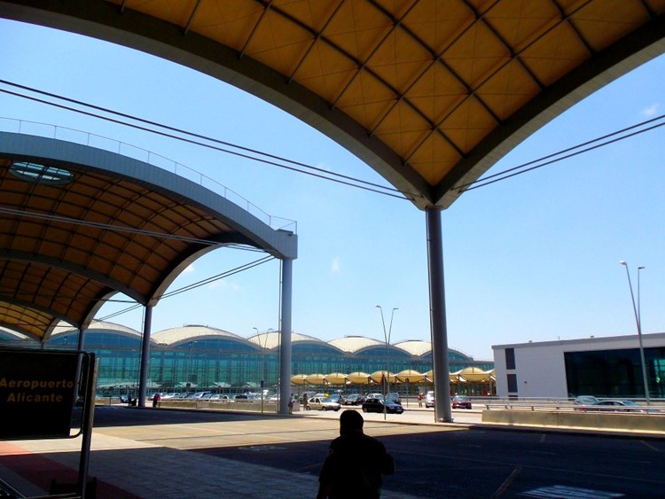 アリカンテ空港